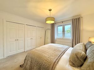 Photo 7- click for photo gallery